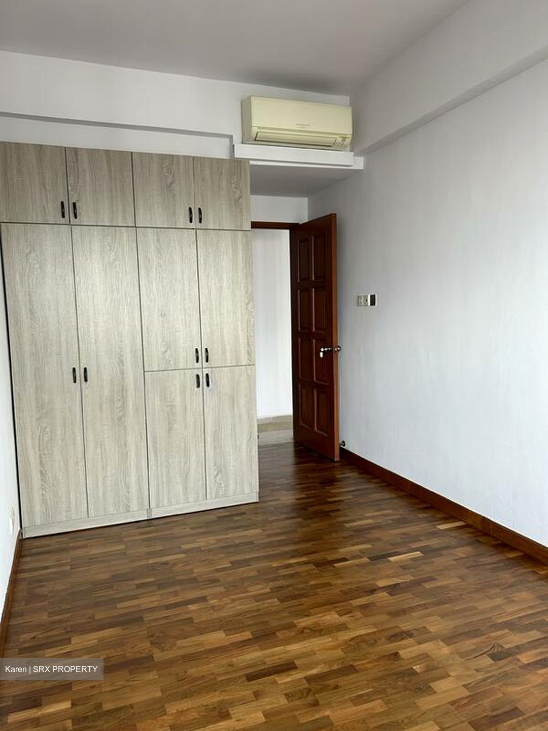 Simsville (D14), Condominium #518425091